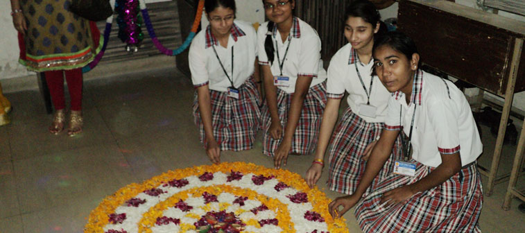 Students with their Rangoli